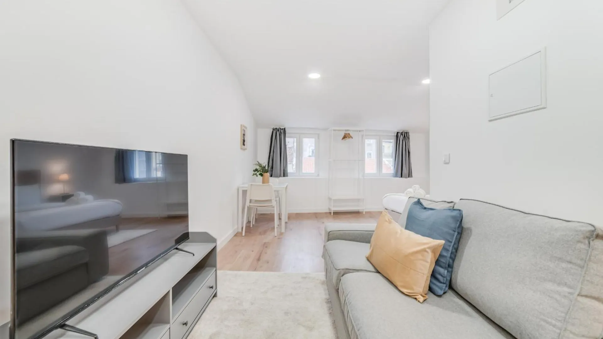 By The River - Alcantara Apartments Lissabon