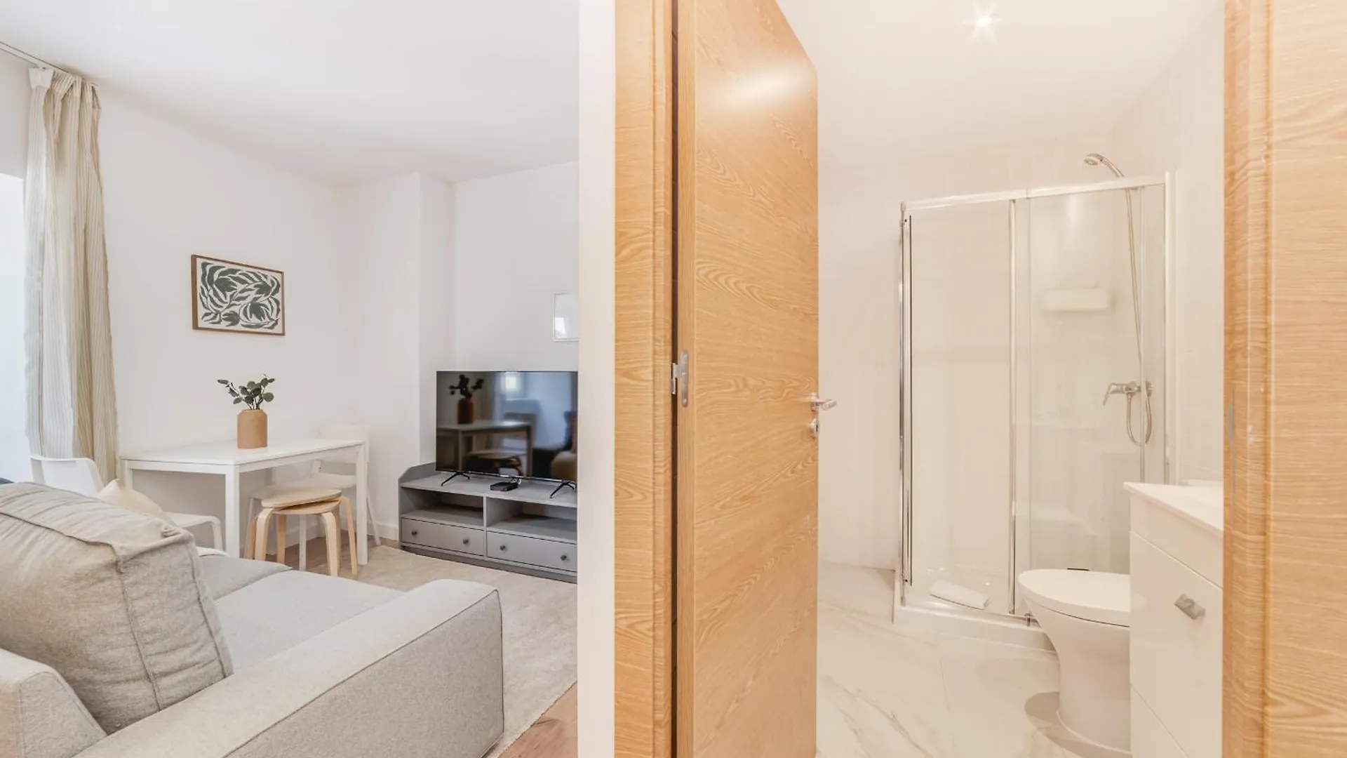 By The River - Alcantara Apartments Lissabon