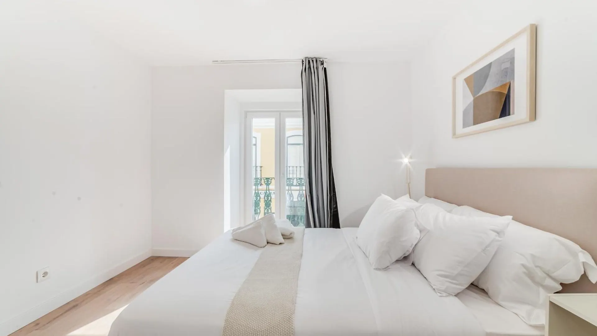 By The River - Alcantara Apartments Lissabon