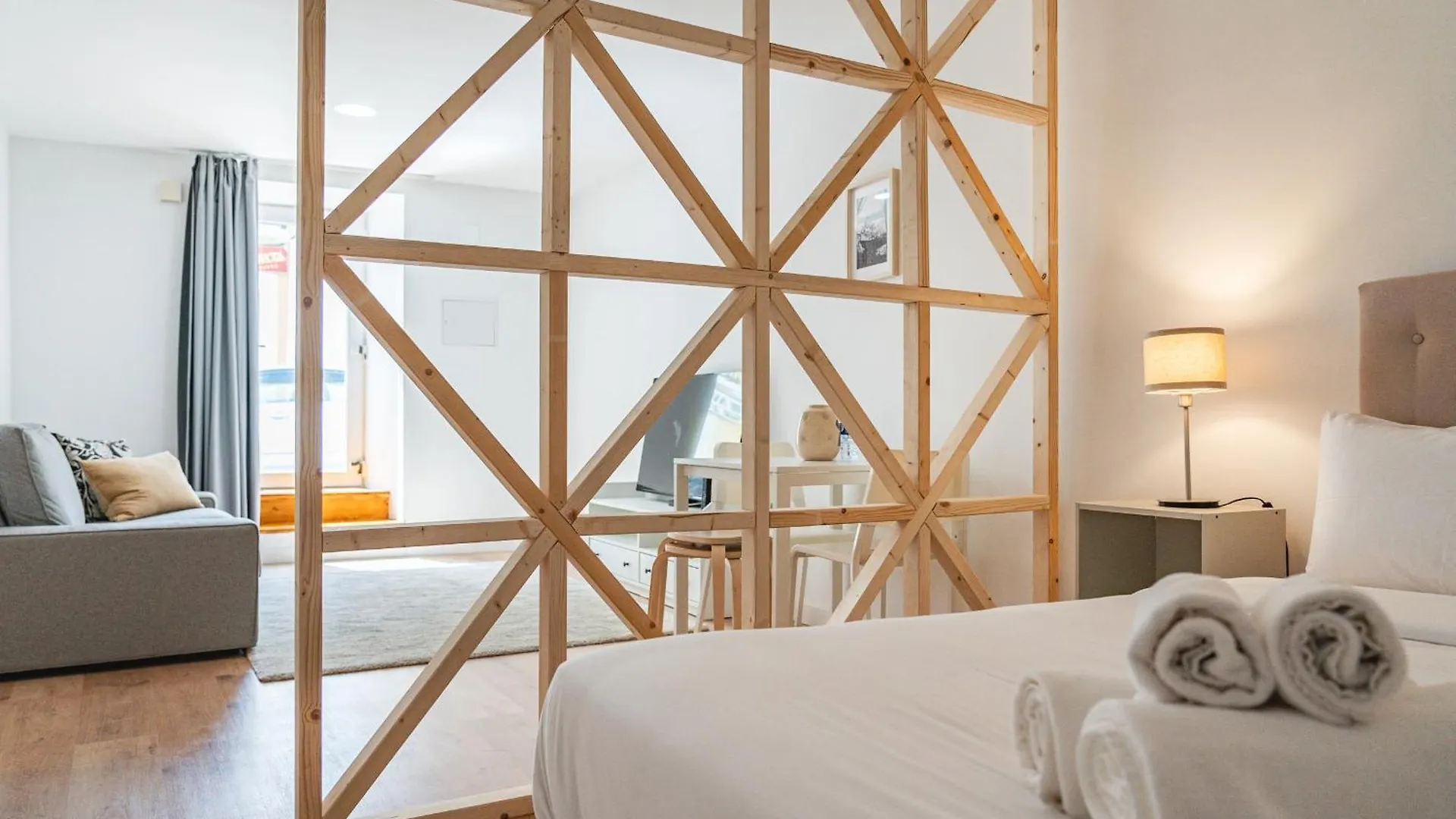 By The River - Alcantara Apartments Lissabon